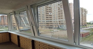 Остекление балкона Петергоф цена от 9816 руб. м/п. за 50 часов